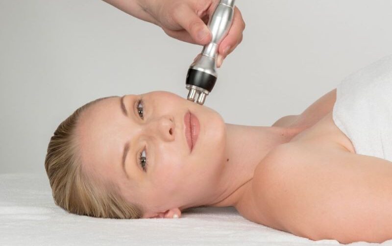 Mengapa Kulit Warga Cilacap Perlu Diperhatikan? Tips dari Salon Perintis